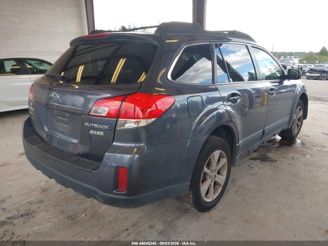 4S4BRBDC4E3293563 Subaru Outback 2.5i Premium