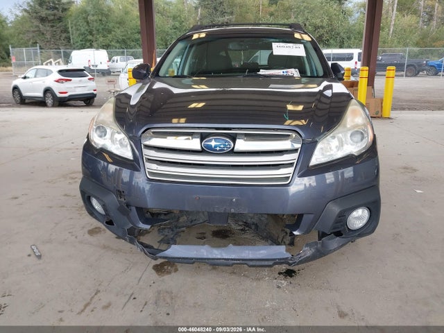 4S4BRBDC4E3293563 Subaru Outback 2.5i Premium