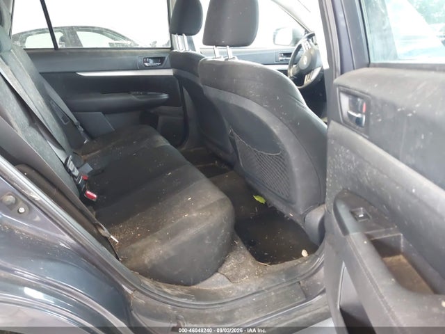 4S4BRBDC4E3293563 Subaru Outback 2.5i Premium