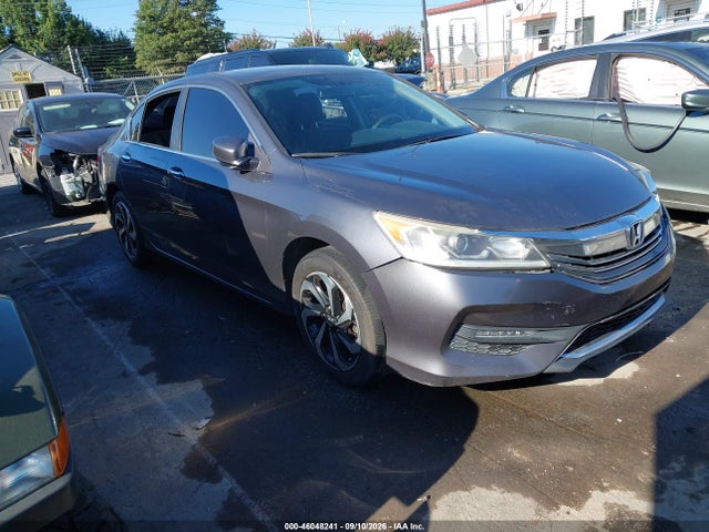 Auction sale of the 2017 Honda Accord Ex, vin: 1HGCR2F75HA192106, lot number: 46048241