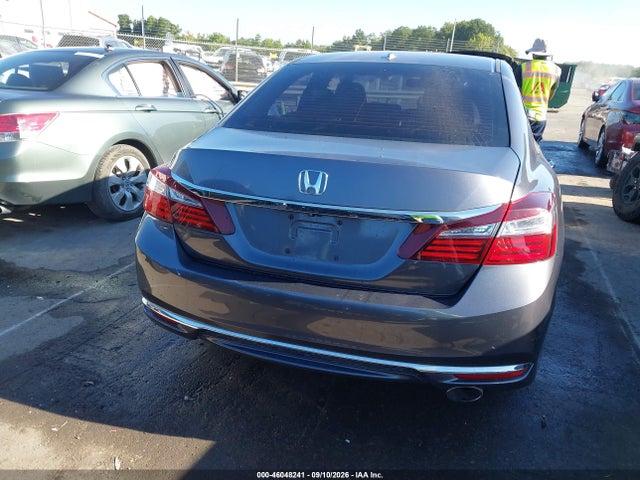 46048241 :رقم المزاد ، 1HGCR2F75HA192106 vin ، 2017 Honda Accord Ex مزاد بيع