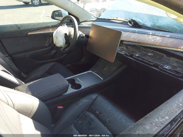 46048261 :رقم المزاد ، 5YJ3E1EB0NF295589 vin ، 2022 Tesla Model 3 Long Range Dual Motor All-wheel Drive مزاد بيع