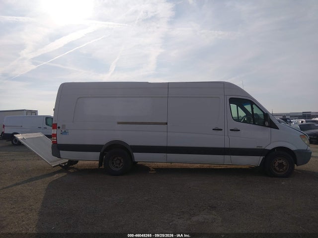 46048265 :رقم المزاد ، WDYPF4CC4B5577960 vin ، 2011 Freightliner Sprinter 3500 مزاد بيع