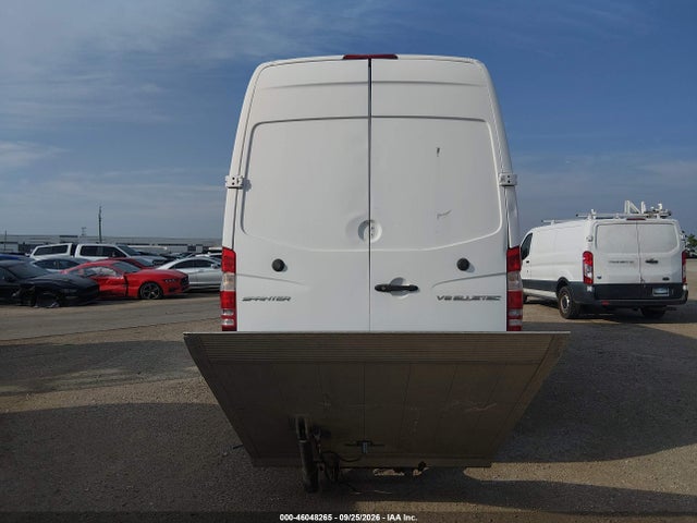 46048265 :رقم المزاد ، WDYPF4CC4B5577960 vin ، 2011 Freightliner Sprinter 3500 مزاد بيع