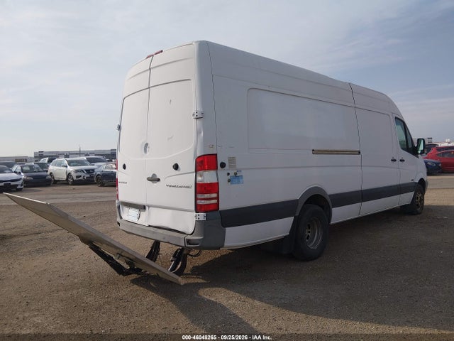 46048265 :رقم المزاد ، WDYPF4CC4B5577960 vin ، 2011 Freightliner Sprinter 3500 مزاد بيع