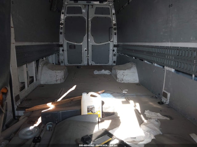 46048265 :رقم المزاد ، WDYPF4CC4B5577960 vin ، 2011 Freightliner Sprinter 3500 مزاد بيع