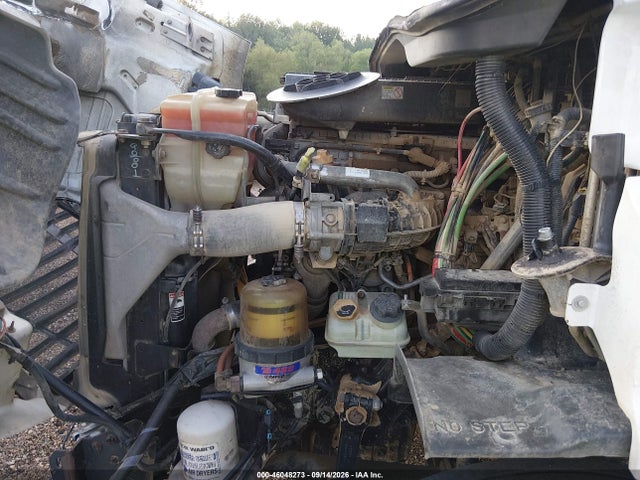 2016 Freightliner Cascadia 113 მანქანა იყიდება აუქციონზე, vin: 3AKJGHDV9GSGV2970, აუქციონის ნომერი: 46048273