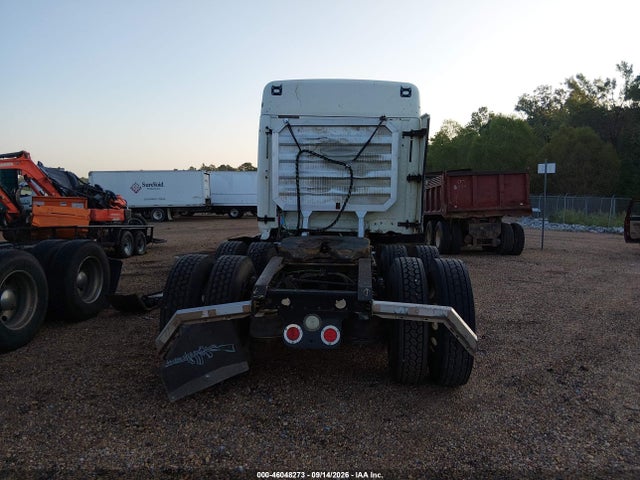 2016 Freightliner Cascadia 113 მანქანა იყიდება აუქციონზე, vin: 3AKJGHDV9GSGV2970, აუქციონის ნომერი: 46048273