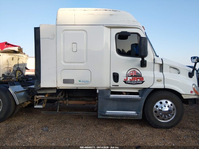 2016 Freightliner Cascadia 113 მანქანა იყიდება აუქციონზე, vin: 3AKJGHDV9GSGV2970, აუქციონის ნომერი: 46048273