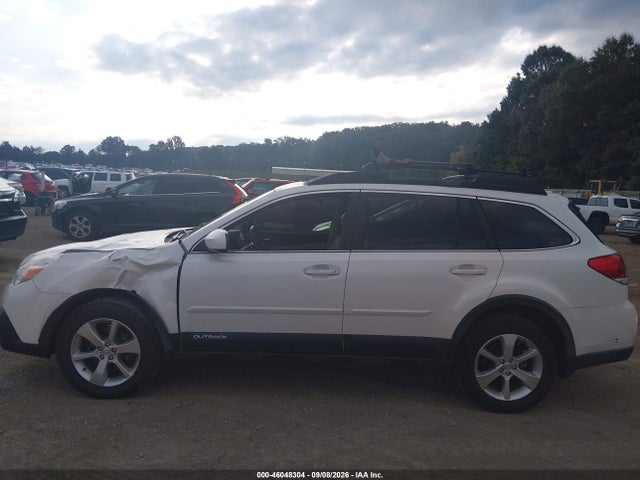 Продажа на аукционе авто 2014 Subaru Outback 2.5i Limited, vin: 4S4BRCLC6E3287545, номер лота: 46048304
