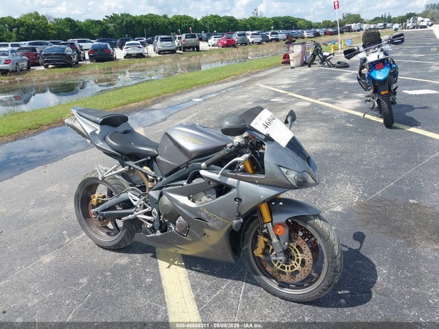 46048311 :رقم المزاد ، SMTD00NS97J293379 vin ، 2007 Triumph Motorcycle Daytona 675 مزاد بيع