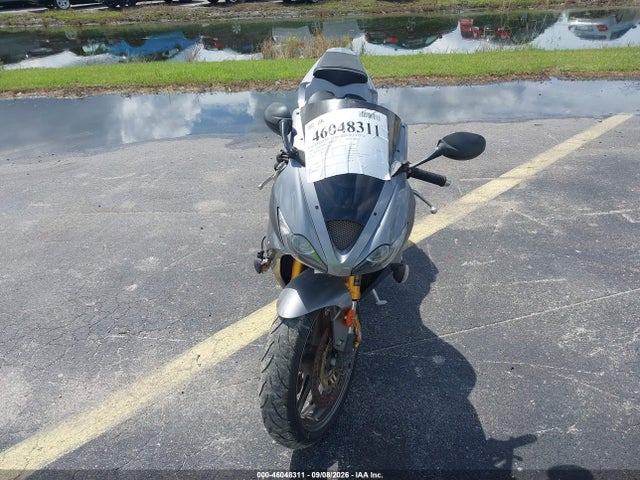 46048311 :رقم المزاد ، SMTD00NS97J293379 vin ، 2007 Triumph Motorcycle Daytona 675 مزاد بيع