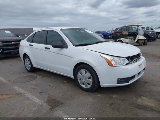 46048314 :رقم المزاد ، 1FAHP34N48W273138 vin ، 2008 Ford Focus S مزاد بيع