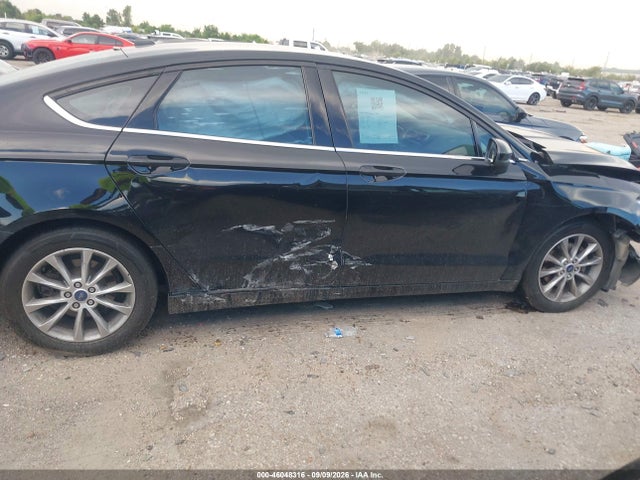 Продажа на аукционе авто 2017 Ford Fusion Se, vin: 3FA6P0H73HR186576, номер лота: 46048316