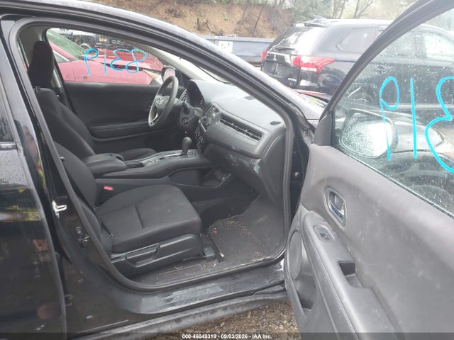 Продаж на аукціоні авто 2018 Honda Hr-v Lx, vin: 3CZRU6H33JG720199, номер лоту: 46048319