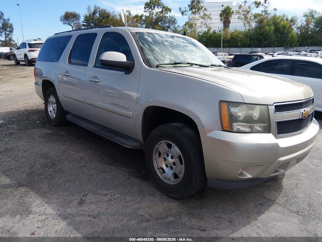 46048330 :رقم المزاد ، 1GNFC16J07J346035 vin ، 2007 Chevrolet Suburban 1500 Lt مزاد بيع
