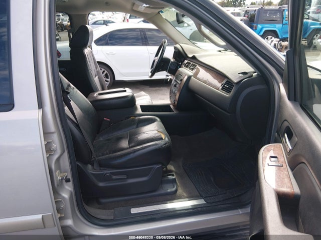 46048330 :رقم المزاد ، 1GNFC16J07J346035 vin ، 2007 Chevrolet Suburban 1500 Lt مزاد بيع