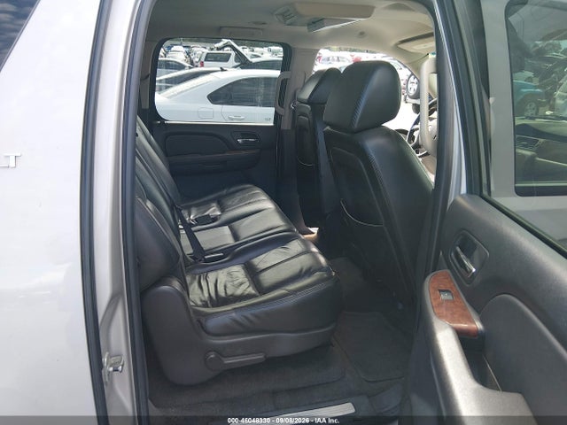 46048330 :رقم المزاد ، 1GNFC16J07J346035 vin ، 2007 Chevrolet Suburban 1500 Lt مزاد بيع