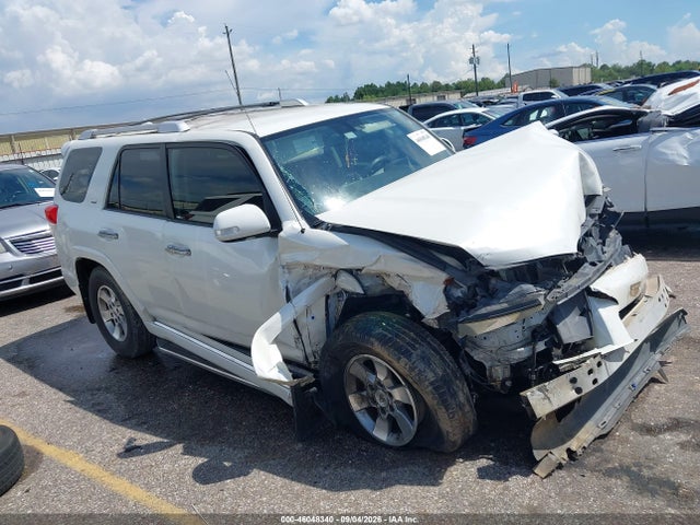 46048340 :رقم المزاد ، JTEZU5JR2D5057889 vin ، 2013 Toyota 4runner Sr5 مزاد بيع