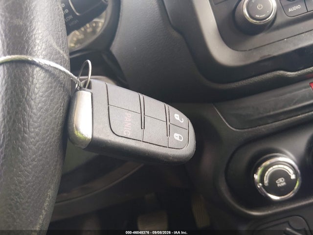 46048376 :رقم المزاد ، ZACCJAAT8GPD60212 vin ، 2016 Jeep Renegade Sport مزاد بيع