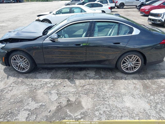Продажа на аукционе авто 2024 Bmw 530i, vin: WBA43FJ09RCP84486, номер лота: 46048396
