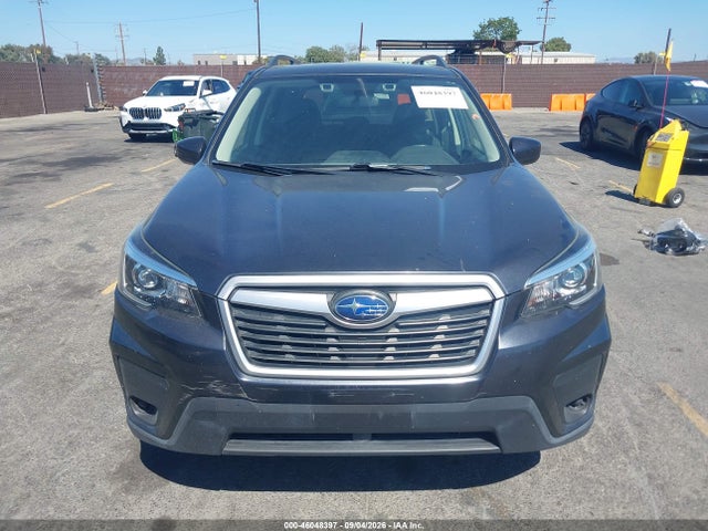 2019 Subaru Forester Premium მანქანა იყიდება აუქციონზე, vin: JF2SKAGC6KH586556, აუქციონის ნომერი: 46048397