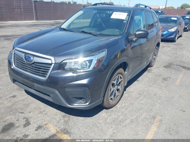 2019 Subaru Forester Premium მანქანა იყიდება აუქციონზე, vin: JF2SKAGC6KH586556, აუქციონის ნომერი: 46048397