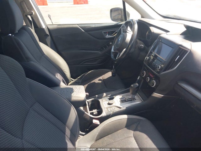 2019 Subaru Forester Premium მანქანა იყიდება აუქციონზე, vin: JF2SKAGC6KH586556, აუქციონის ნომერი: 46048397