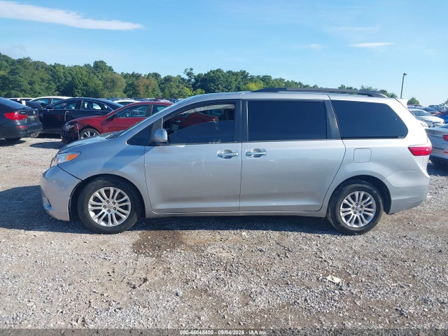 Продажа на аукционе авто 2015 Toyota Sienna Xle Premium 8 Passenger, vin: 5TDYK3DC3FS649266, номер лота: 46048400