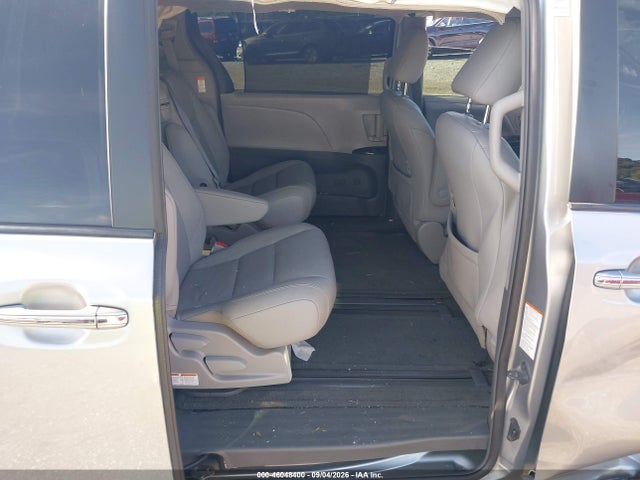 Продажа на аукционе авто 2015 Toyota Sienna Xle Premium 8 Passenger, vin: 5TDYK3DC3FS649266, номер лота: 46048400