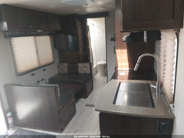 2018 Forest River 211bh მანქანა იყიდება აუქციონზე, vin: 4X4TPAW24JN022380, აუქციონის ნომერი: 46048408