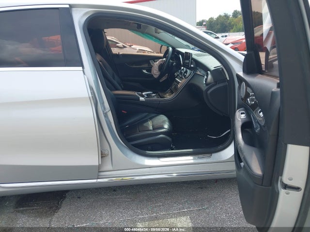 Продажа на аукционе авто 2015 Mercedes-benz C 300, vin: 55SWF4JB8FU082763, номер лота: 46048434