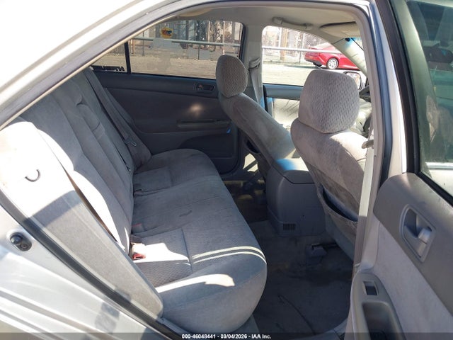 46048441 :رقم المزاد ، 4T1BE32KX4U847550 vin ، 2004 Toyota Camry Le مزاد بيع