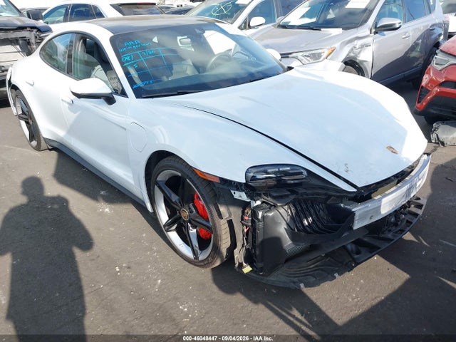 46048447 :رقم المزاد ، WP0AA2Y1XNSA16781 vin ، 2022 Porsche Taycan مزاد بيع