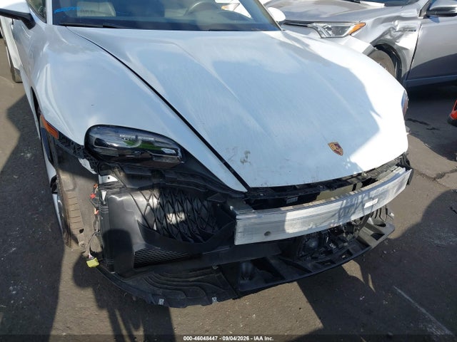 46048447 :رقم المزاد ، WP0AA2Y1XNSA16781 vin ، 2022 Porsche Taycan مزاد بيع