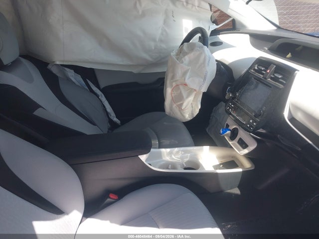 JTDKARFU4H3532009 Toyota Prius Three