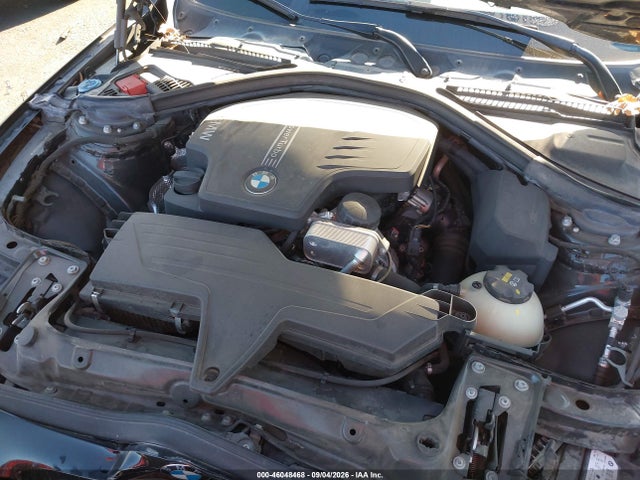 BMW 320i 2017 WBA8E1G32HNU17061 Image 10