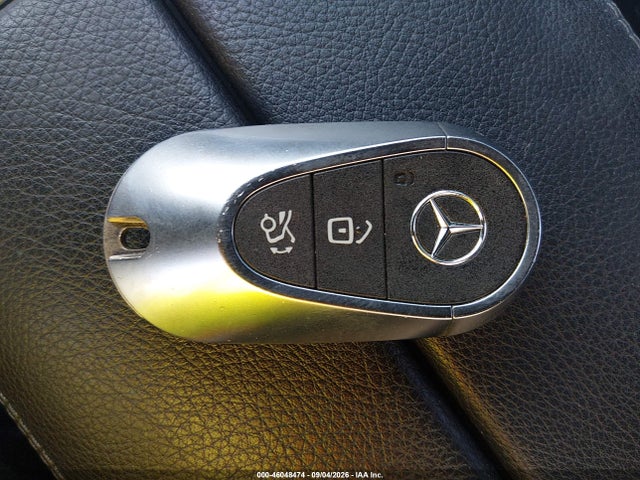 W1KAF4HB6RR215221 Mercedes-Benz C 300