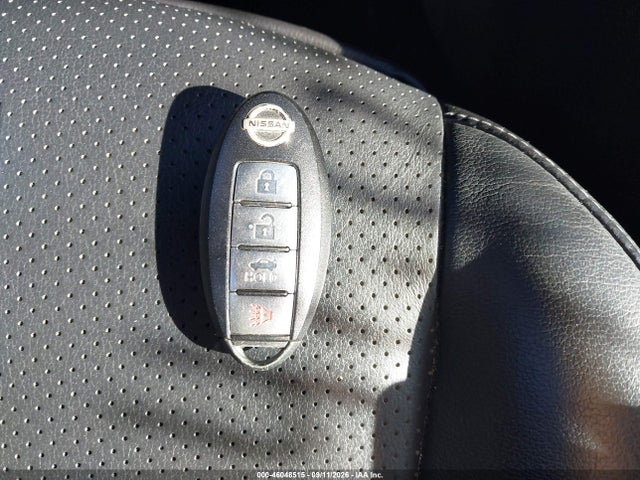 2015 Nissan Sentra Sr მანქანა იყიდება აუქციონზე, vin: 3N1AB7AP7FY271142, აუქციონის ნომერი: 46048515