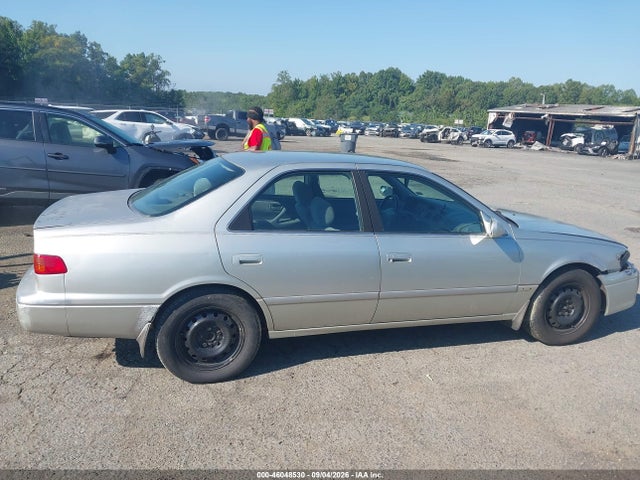 Продажа на аукционе авто 2000 Toyota Camry Le, vin: JT2BG28K5Y0431329, номер лота: 46048530