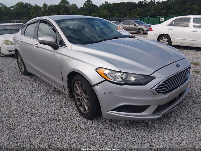 46048552 :رقم المزاد ، 3FA6P0H70HR383401 vin ، 2017 Ford Fusion Se مزاد بيع