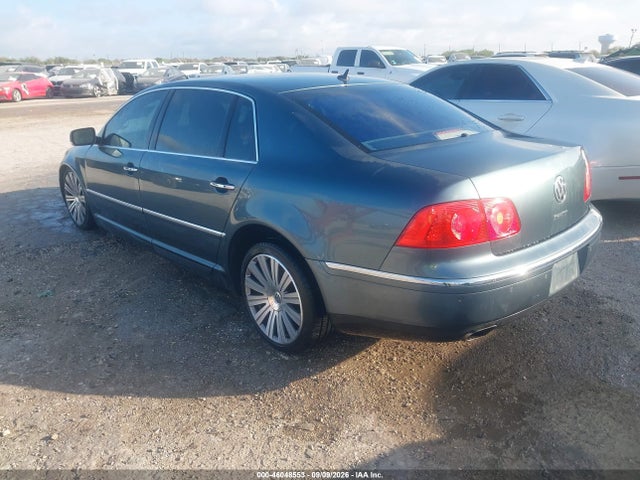 2004 Volkswagen Phaeton V8 მანქანა იყიდება აუქციონზე, vin: WVWAF63D748010486, აუქციონის ნომერი: 46048553