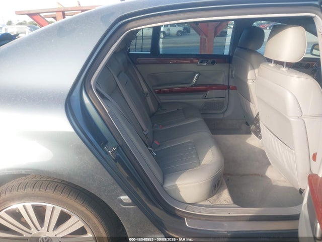 2004 Volkswagen Phaeton V8 მანქანა იყიდება აუქციონზე, vin: WVWAF63D748010486, აუქციონის ნომერი: 46048553