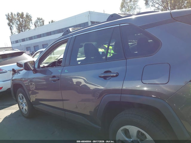 Toyota RAV4 LE 2021 2T3H1RFV2MC165199 Image 14