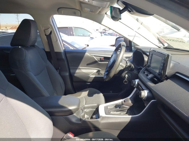 Toyota RAV4 LE 2021 2T3H1RFV2MC165199 Image 5