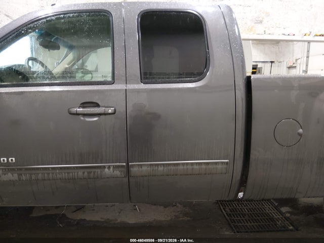 46048586 :رقم المزاد ، 1GCRKSE30BZ281666 vin ، 2011 Chevrolet Silverado 1500 Lt مزاد بيع