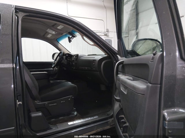 46048586 :رقم المزاد ، 1GCRKSE30BZ281666 vin ، 2011 Chevrolet Silverado 1500 Lt مزاد بيع