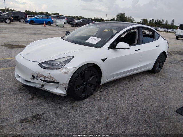 46048600 :رقم المزاد ، 5YJ3E1EA7MF852116 vin ، 2021 Tesla Model 3 Standard Range Plus Rear-wheel Drive مزاد بيع