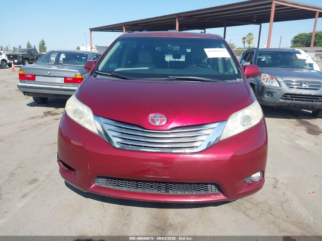 Aukcja sprzedaży 2011 Toyota Sienna Ltd, vin: 5TDYK3DC5BS113624, numer aukcji: 46048670
