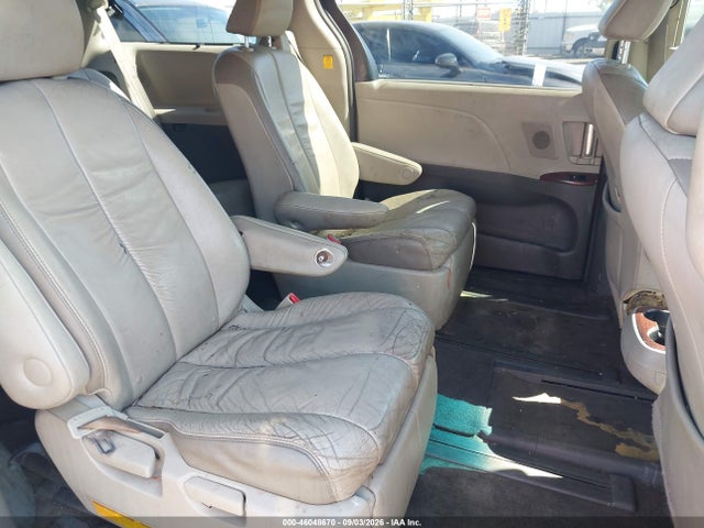 Aukcja sprzedaży 2011 Toyota Sienna Ltd, vin: 5TDYK3DC5BS113624, numer aukcji: 46048670